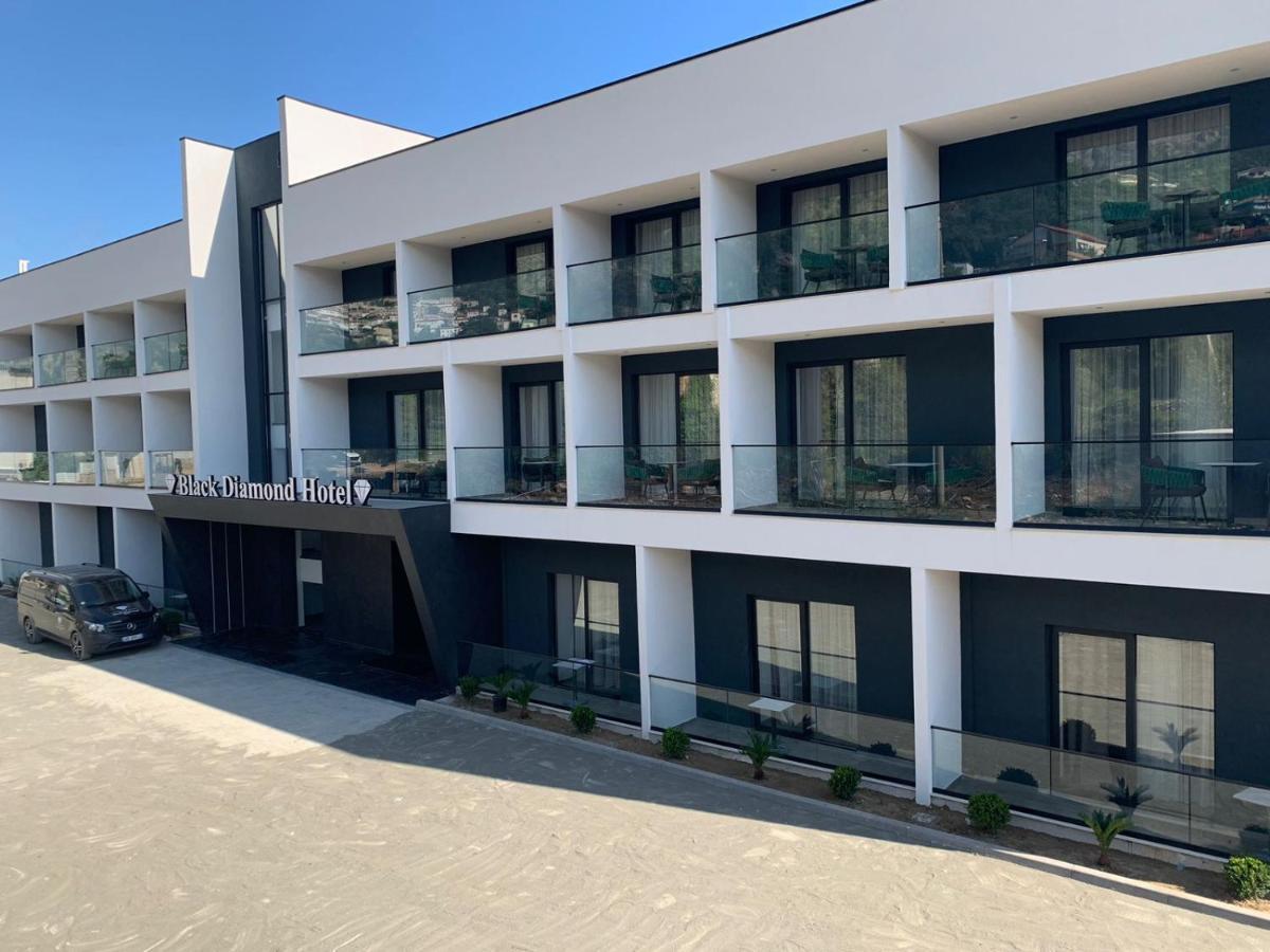 Black Diamond Hotel Dhërmi 外观 照片