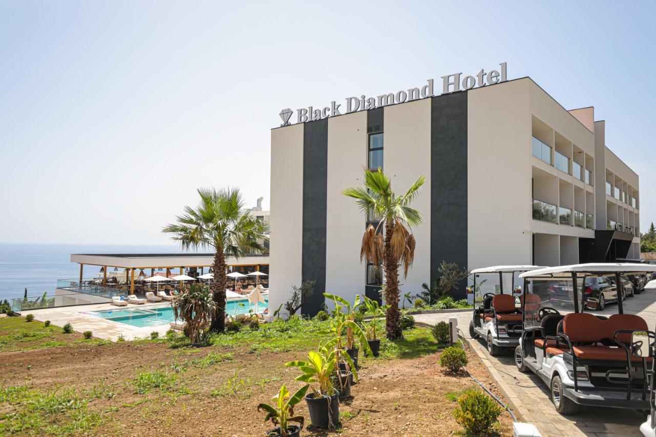 Black Diamond Hotel Dhërmi 外观 照片