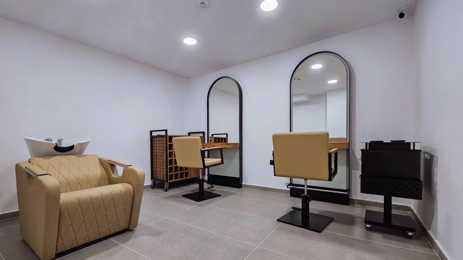 Black Diamond Hotel Dhërmi 外观 照片