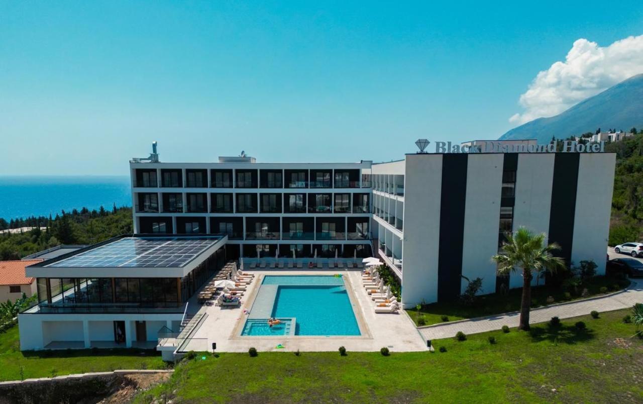 Black Diamond Hotel Dhërmi 外观 照片